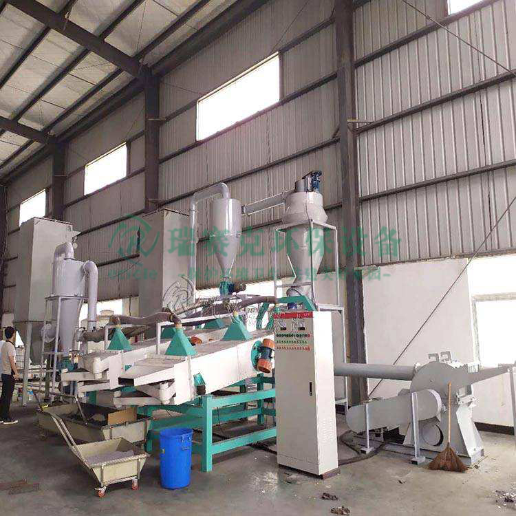 動(dòng)力電池裝機(jī)放量，回收再利用市場(chǎng)潛力十足。
